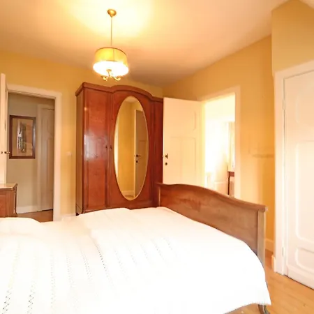 Pleasant With Private Garden Villa *