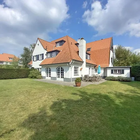 Pleasant With Private Garden Villa *